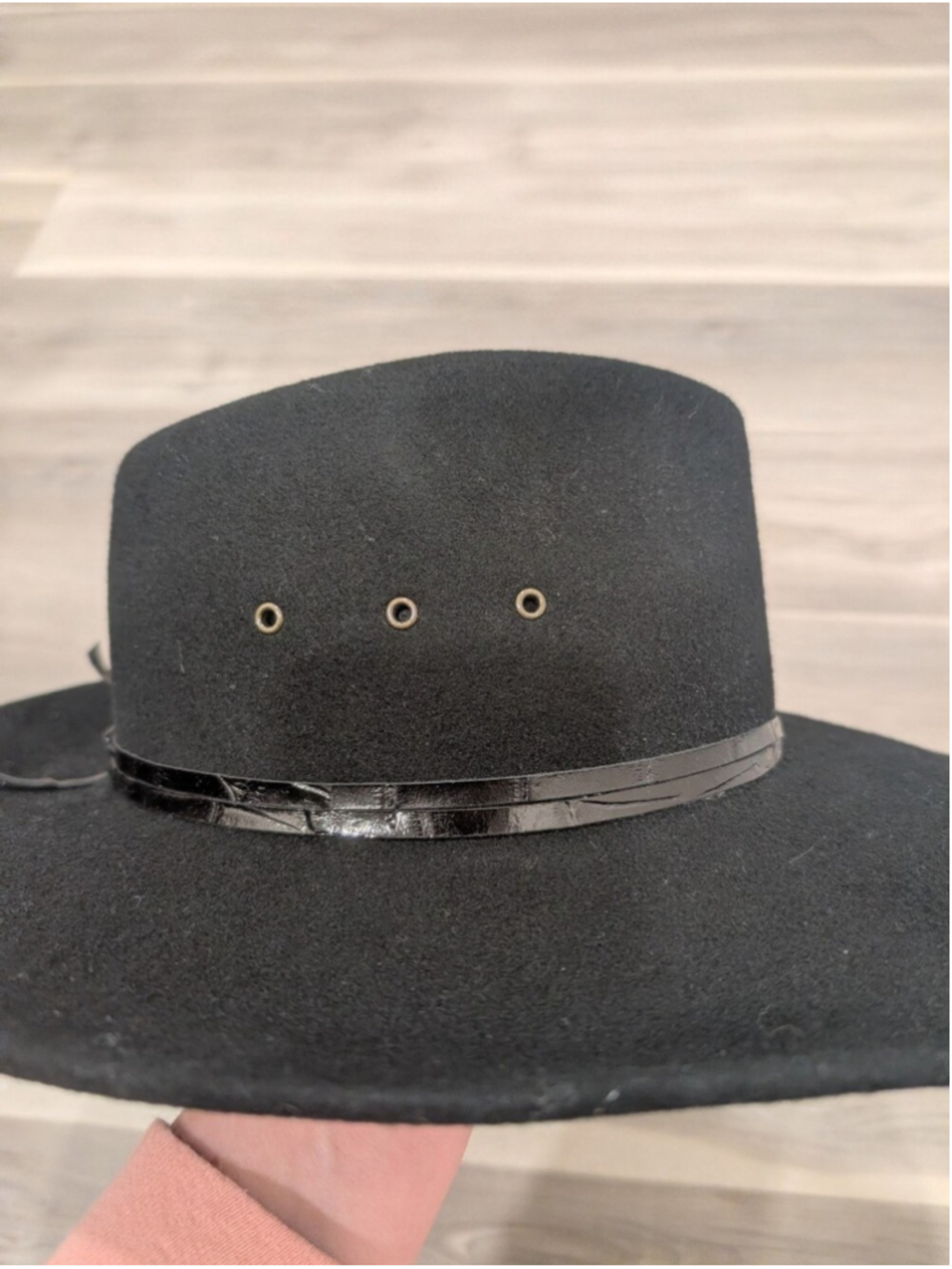 Eric Javits | Jade Wool Fedora Hat In Black - Picture 4 of 15
